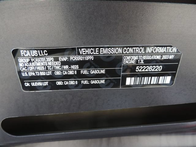 Used 2023 Jeep Renegade Latitude AWD/4WD image 23