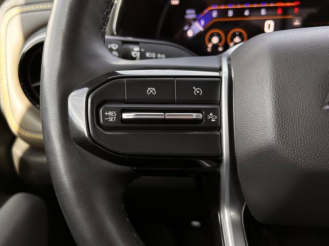 Used 2023 Chevrolet Colorado ZR2 w/ ZR2 Convenience Package III image 15