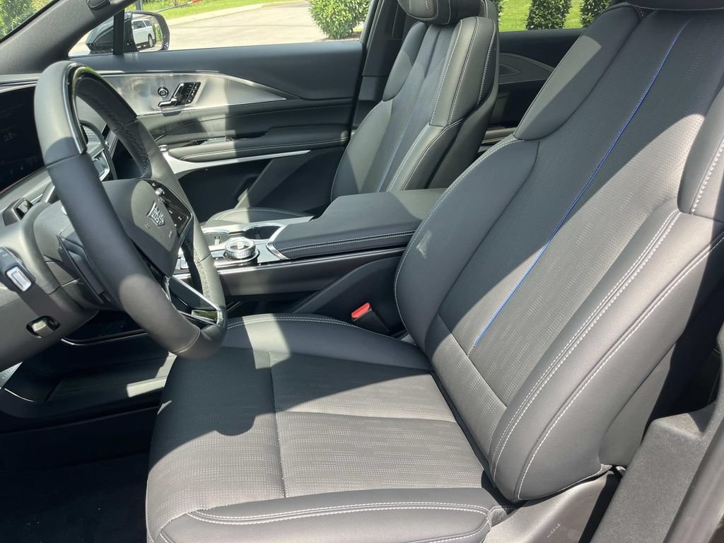New 2027 Cadillac Lyriq Premium Luxury AWD/4WD image 20