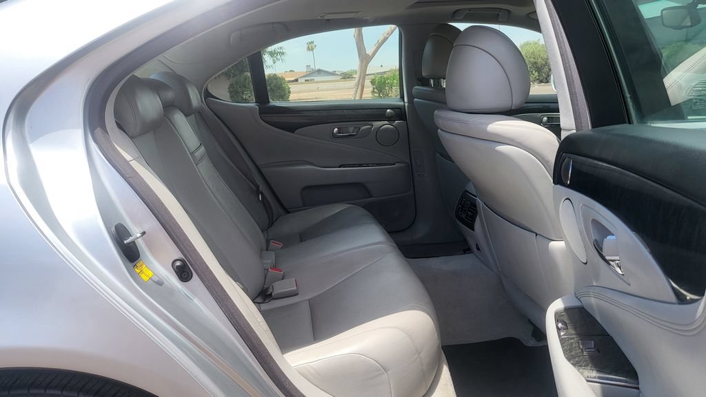 Used 2009 Lexus LS 460 AWD image 21