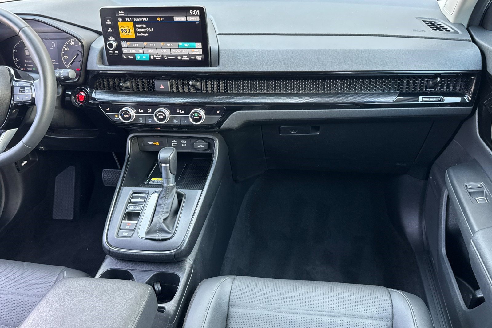 Used 2024 Honda CR-V EX-L image 30