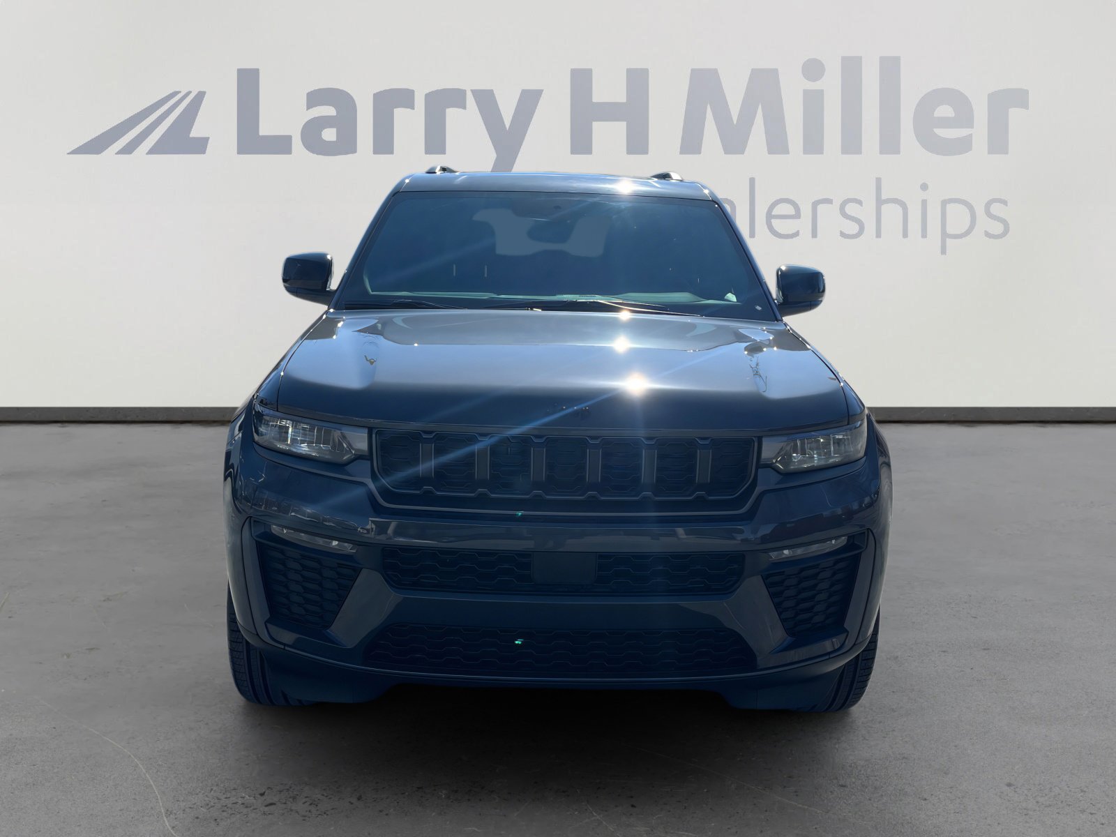 New 2026 Jeep Grand Cherokee Limited image 8