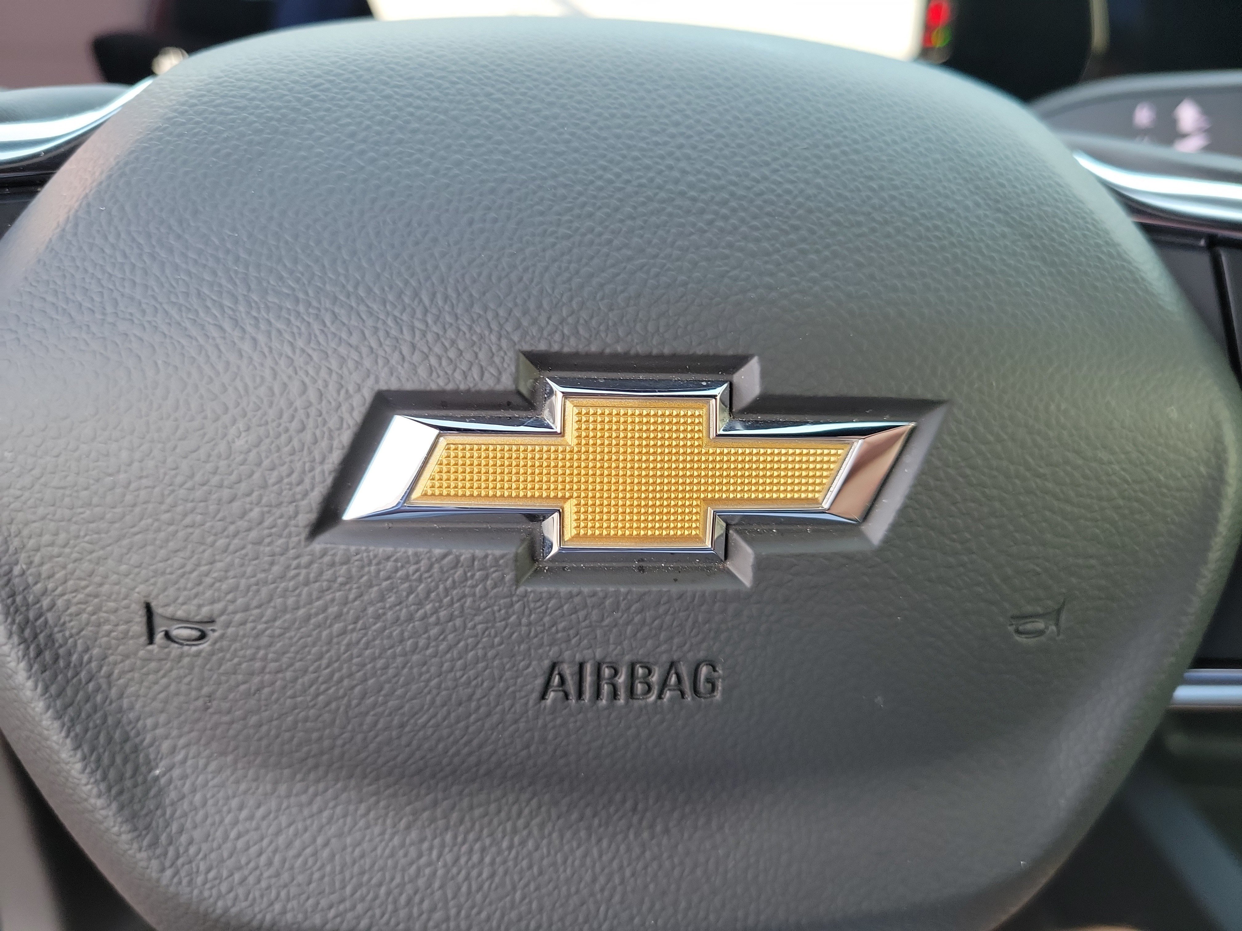Used 2025 Chevrolet Equinox LT w/ Safety and Technology Package FWD image 19