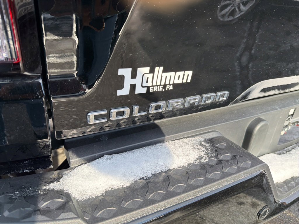 Used 2024 Chevrolet Colorado LT w/ LT Convenience Package II image 12