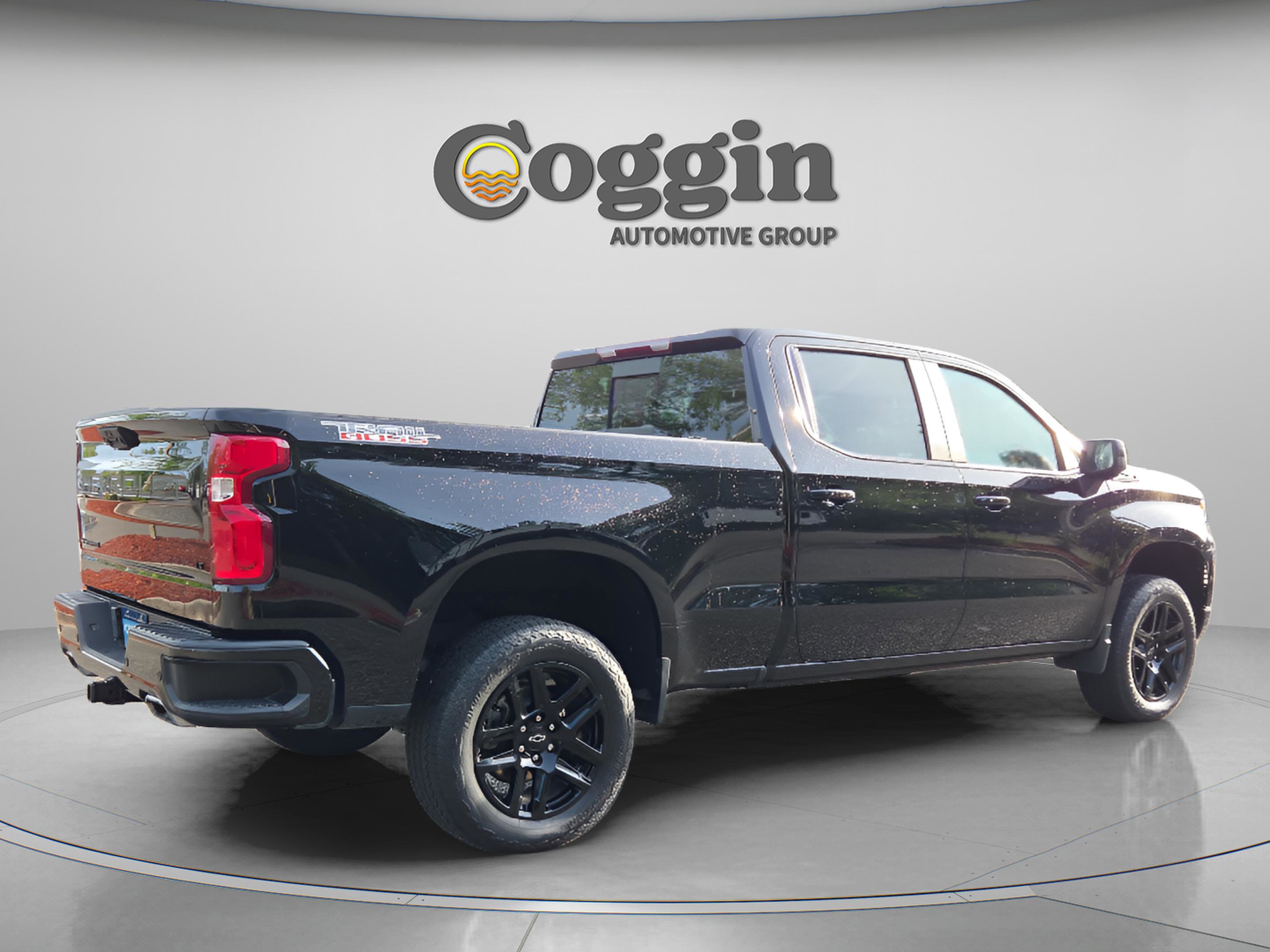 Certified 2023 Chevrolet Silverado 1500 LT Trail Boss w/ LT Trail Boss Premium Package AWD/4WD image 5