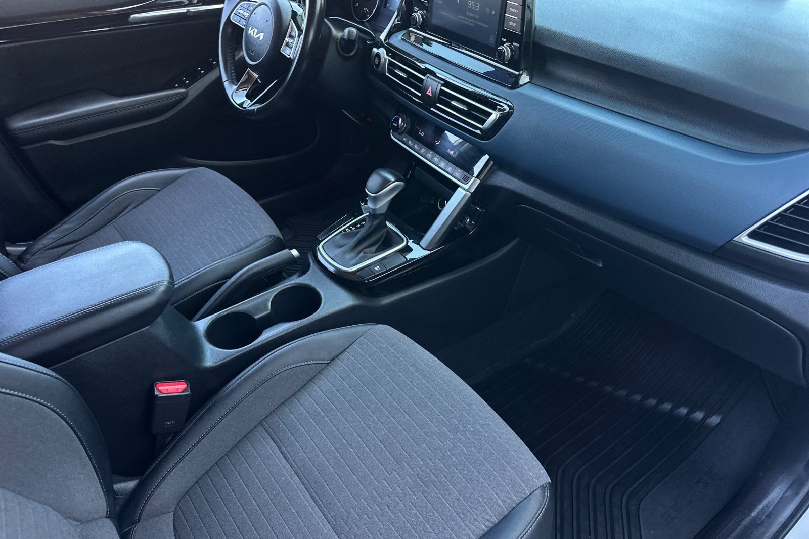Used 2023 Kia Seltos S FWD image 20