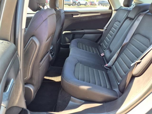 Used 2013 Ford Fusion SE FWD image 7
