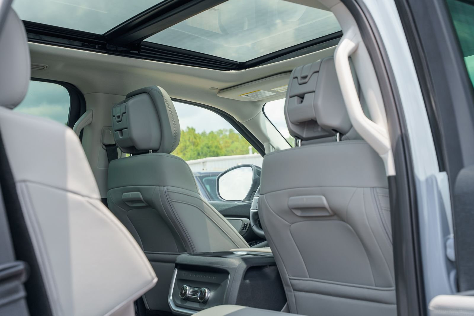 New 2027 Ford Expedition Active RWD image 12