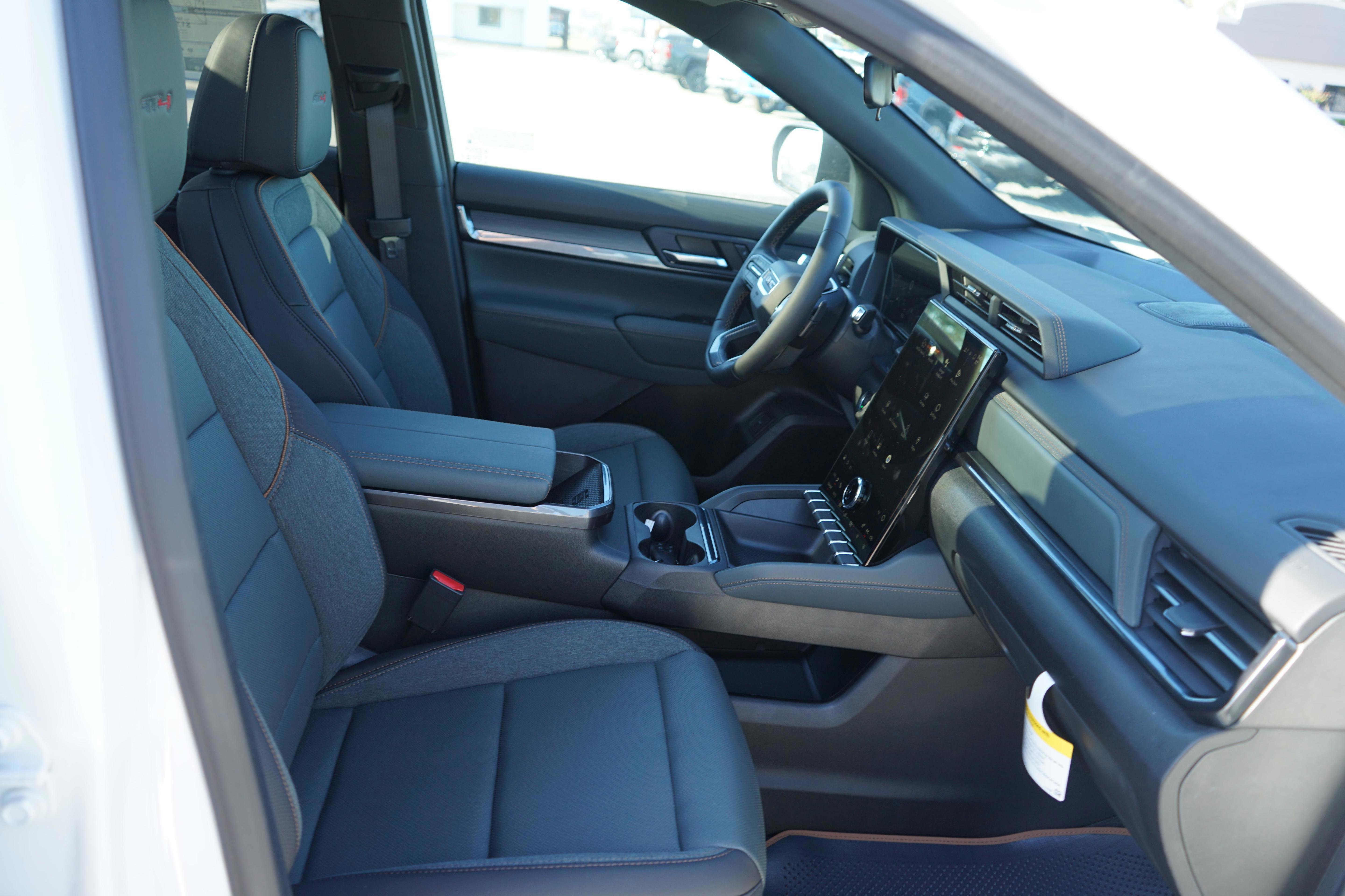 New 2026 GMC Terrain AT4 image 26