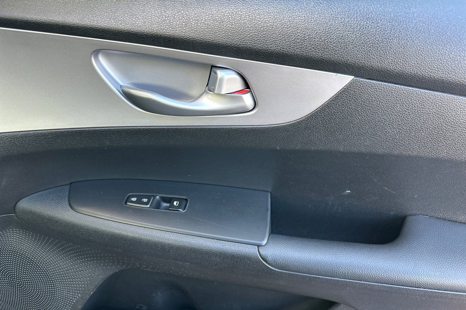 Used 2024 Kia Forte LXS FWD image 20