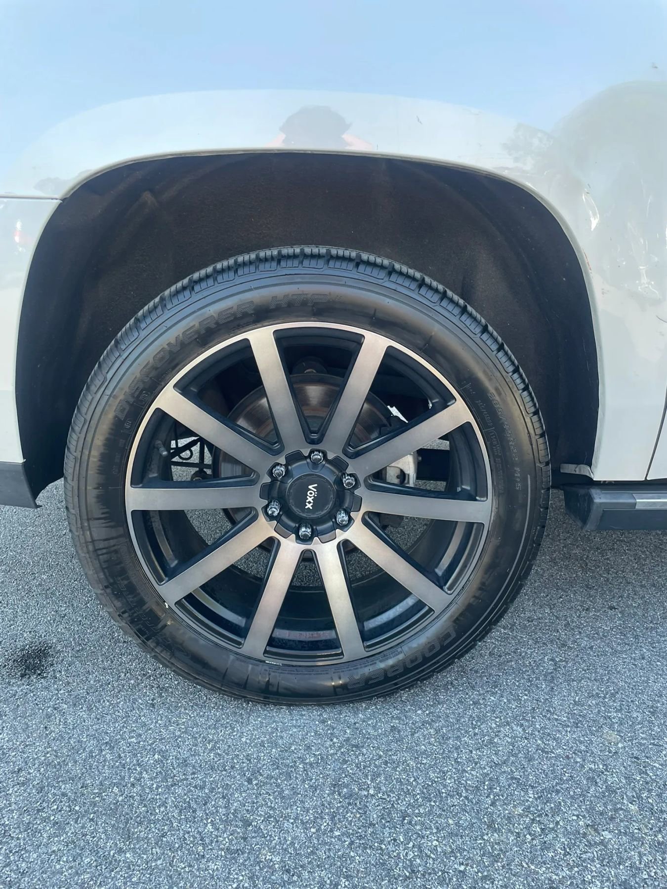 Used 2018 Cadillac Escalade ESV Premium Luxury AWD/4WD image 41