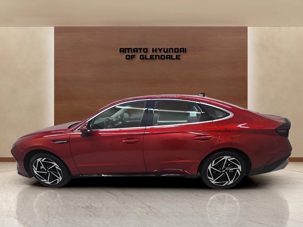 New 2026 Hyundai Sonata SEL FWD image 3