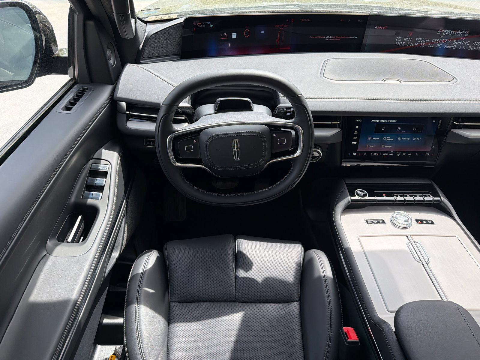New 2026 Lincoln Navigator Reserve w/ Jet Appearance Package AWD/4WD image 23