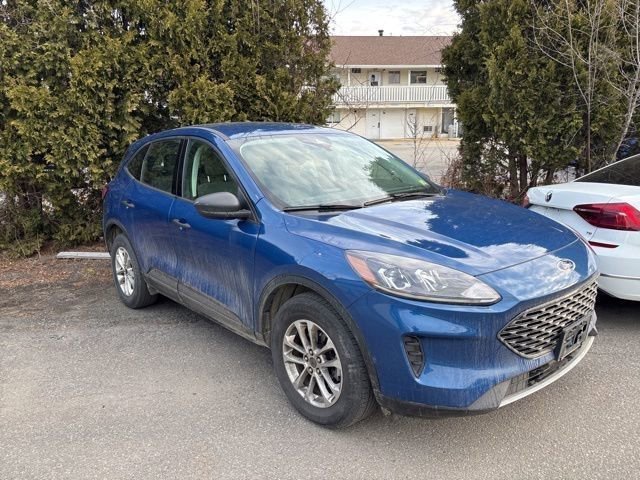 Used 2022 Ford Escape S image 2