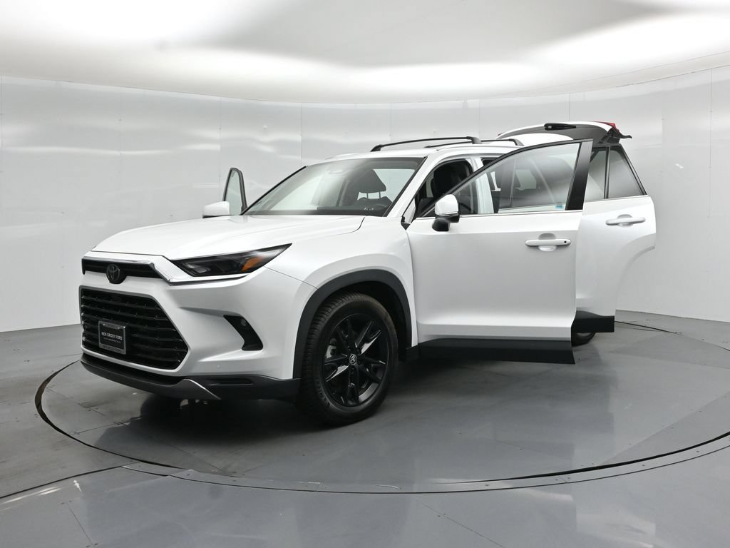 Used 2024 Toyota Grand Highlander AWD Hybrid image 31