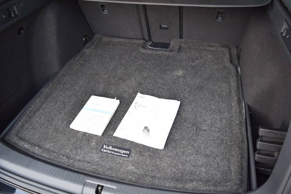 Used 2015 Volkswagen Golf TDI S FWD image 76