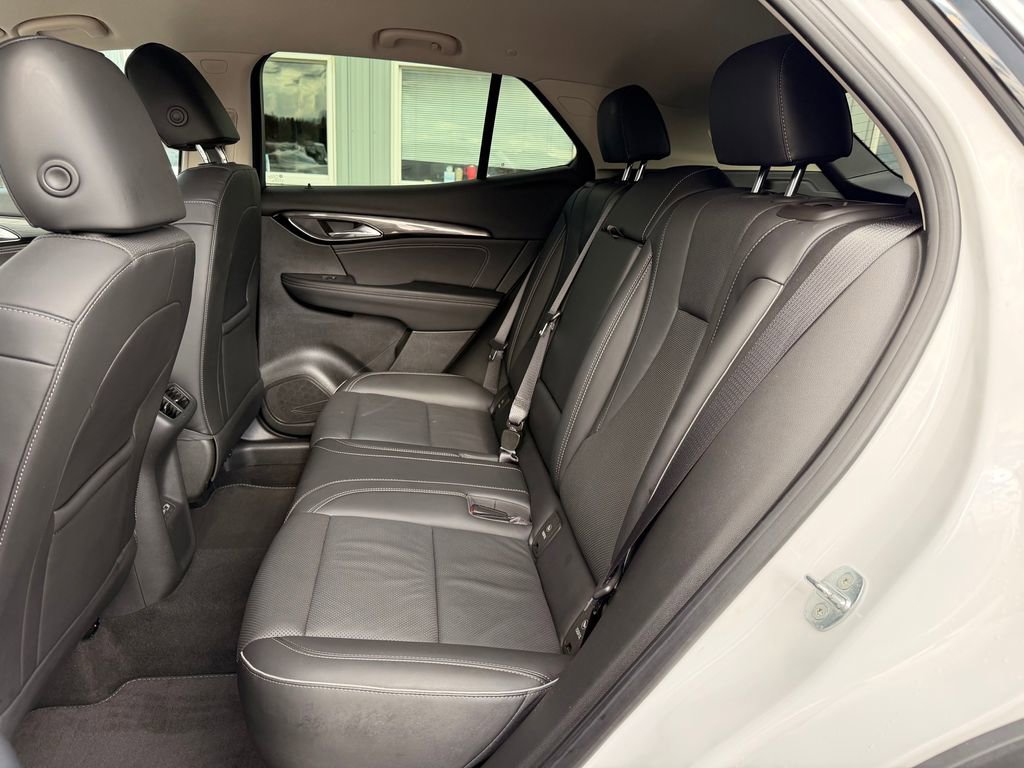 Used 2023 Buick Envision Essence FWD image 12