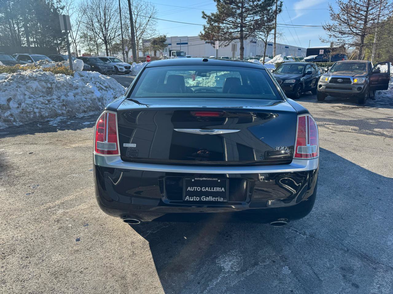 Used 2013 Chrysler 300 C w/ Beats Audio Group RWD image 6