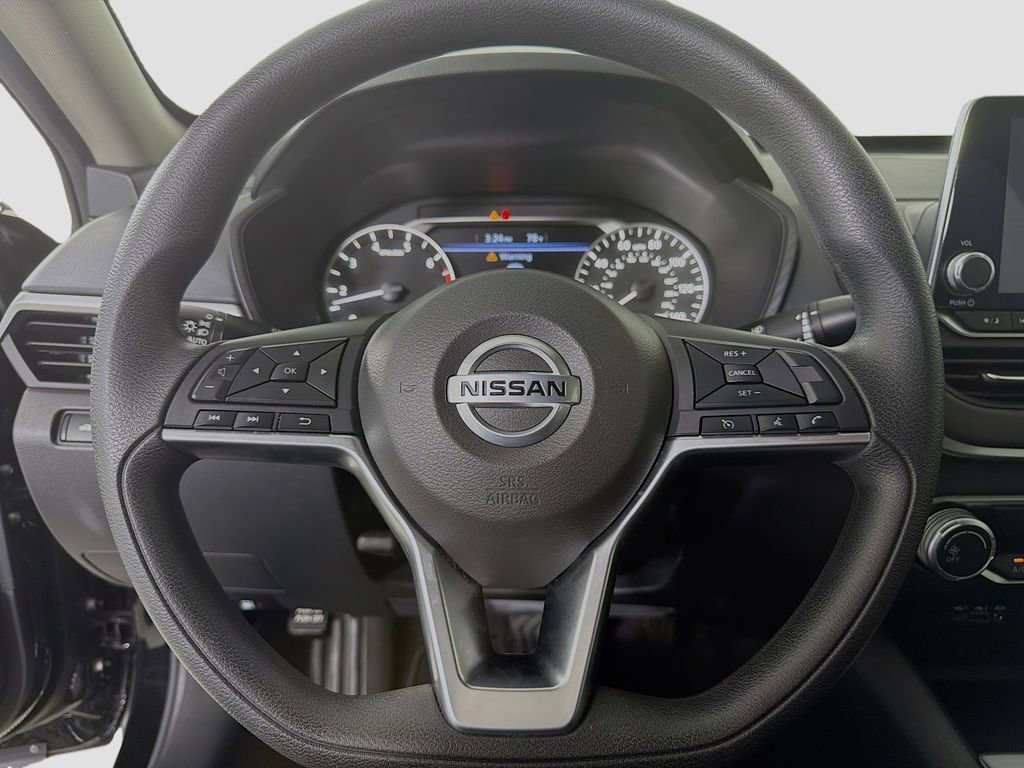 Used 2022 Nissan Altima 2.5 SV FWD image 14