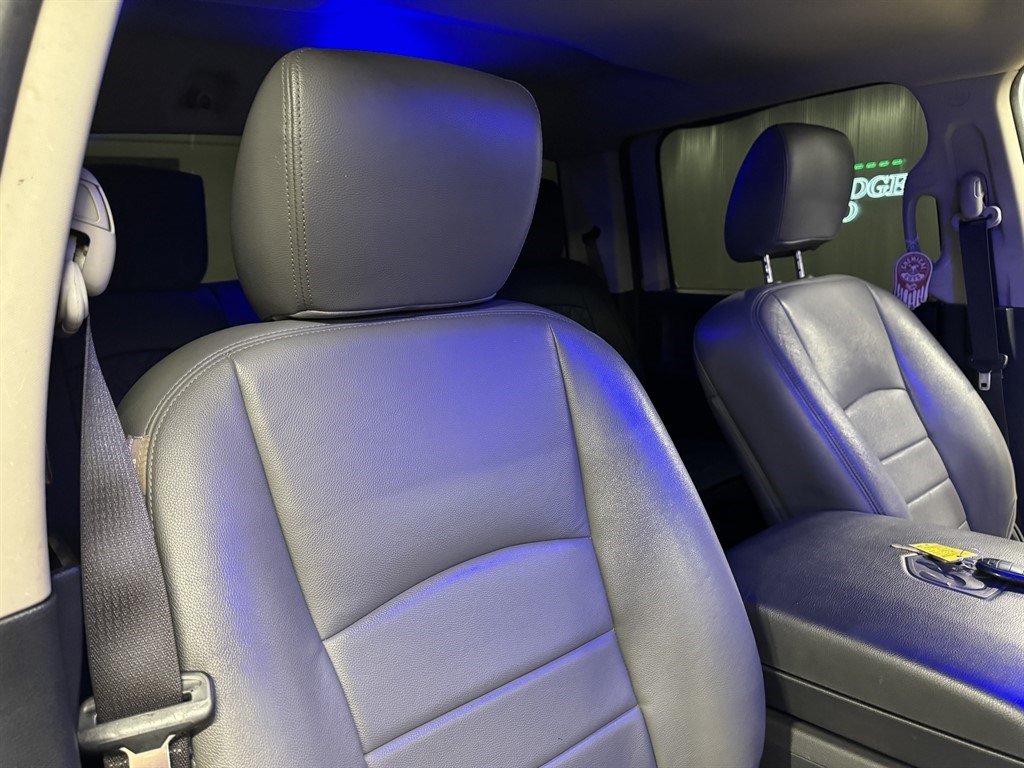 Used 2015 RAM 2500 Tradesman w/ Chrome Appearance Group AWD/4WD image 37