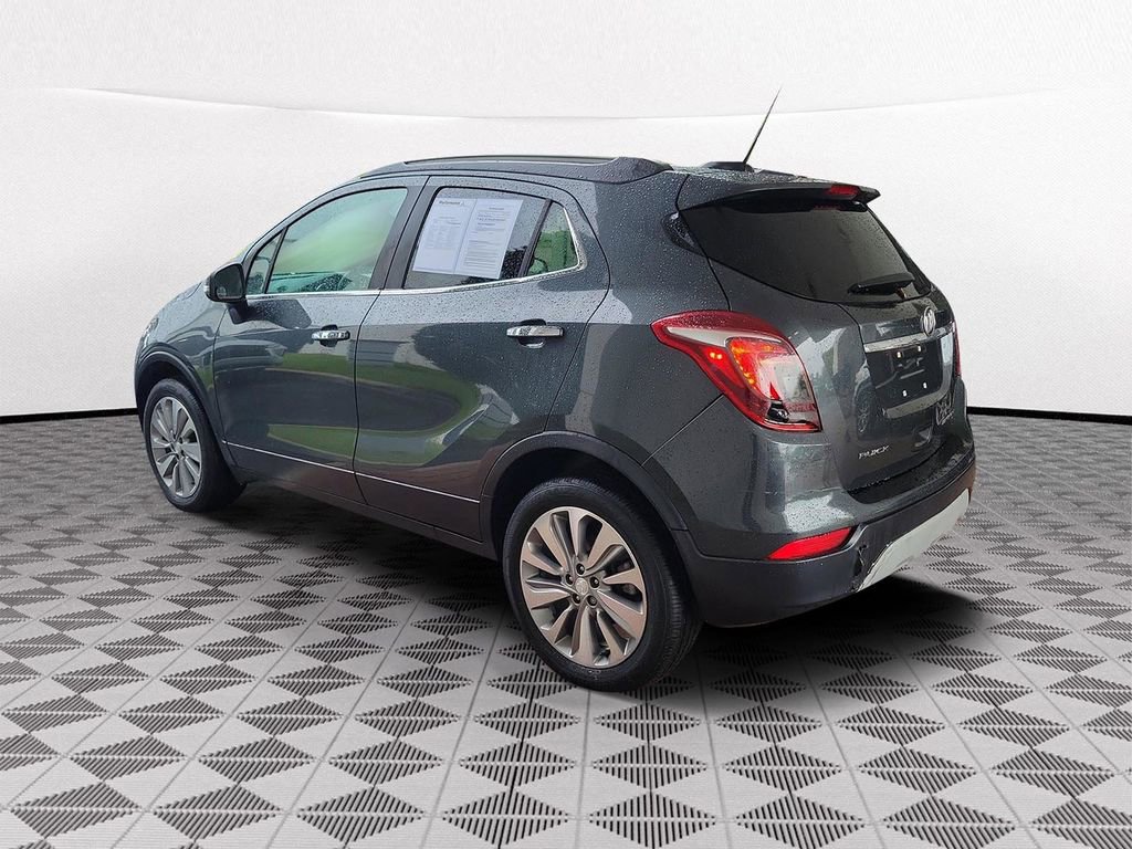 Used 2018 Buick Encore Preferred image 3
