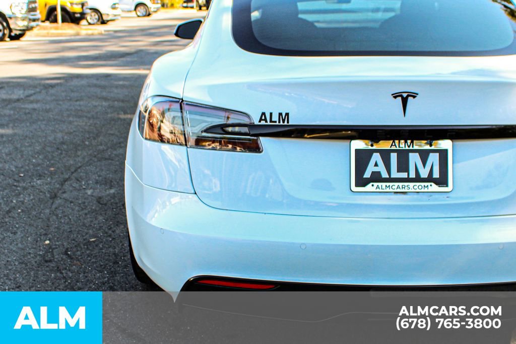 Used 2021 Tesla Model S Plaid image 12