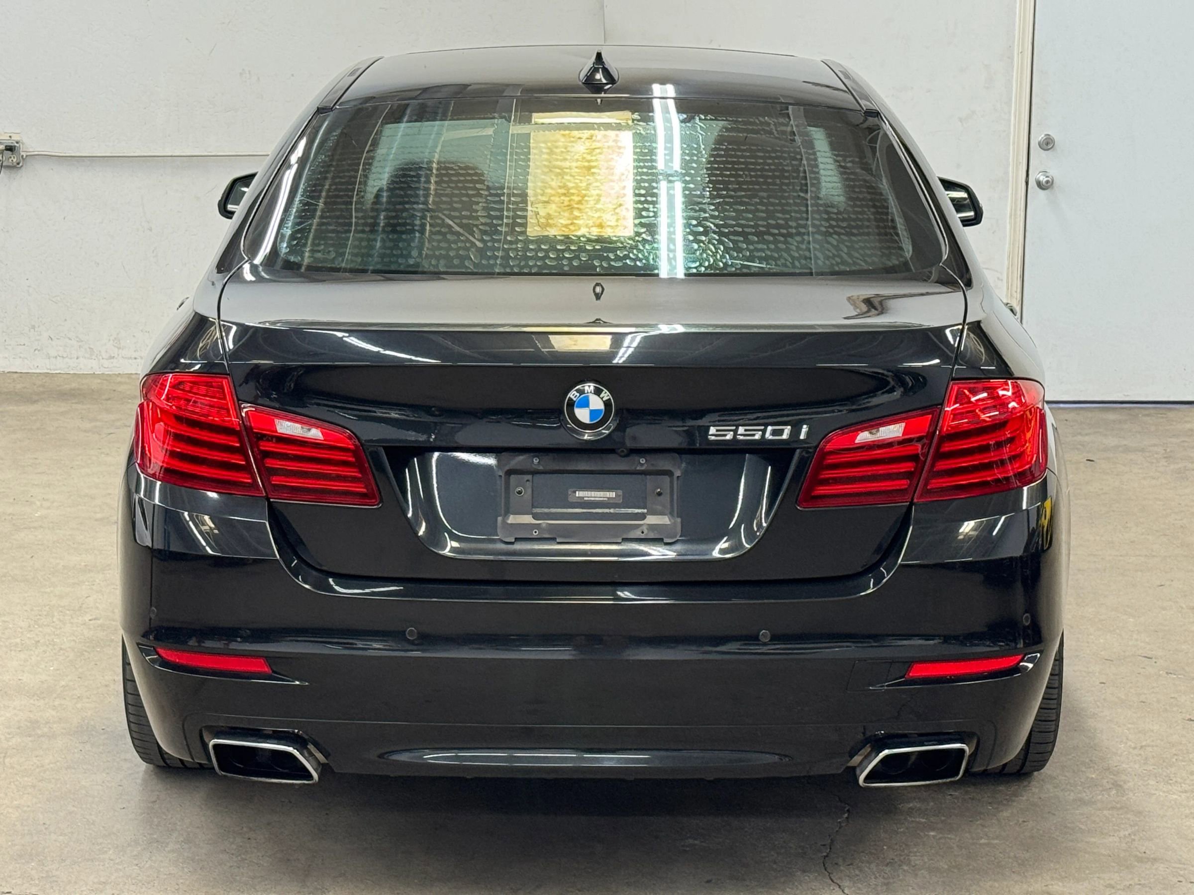 Used 2014 BMW 550i 550i Sedan 4D RWD image 5