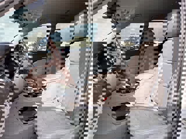 Used 2021 GMC Acadia SLT w/ Trailering Package image 17