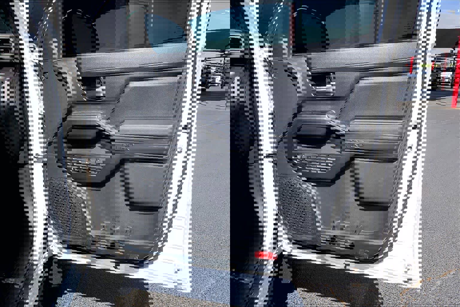 Used 2025 Toyota Tacoma TRD Sport image 23