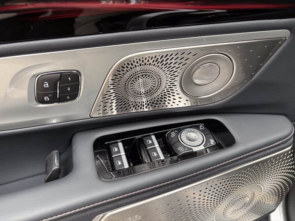 New 2026 Lincoln Nautilus Reserve AWD/4WD image 15