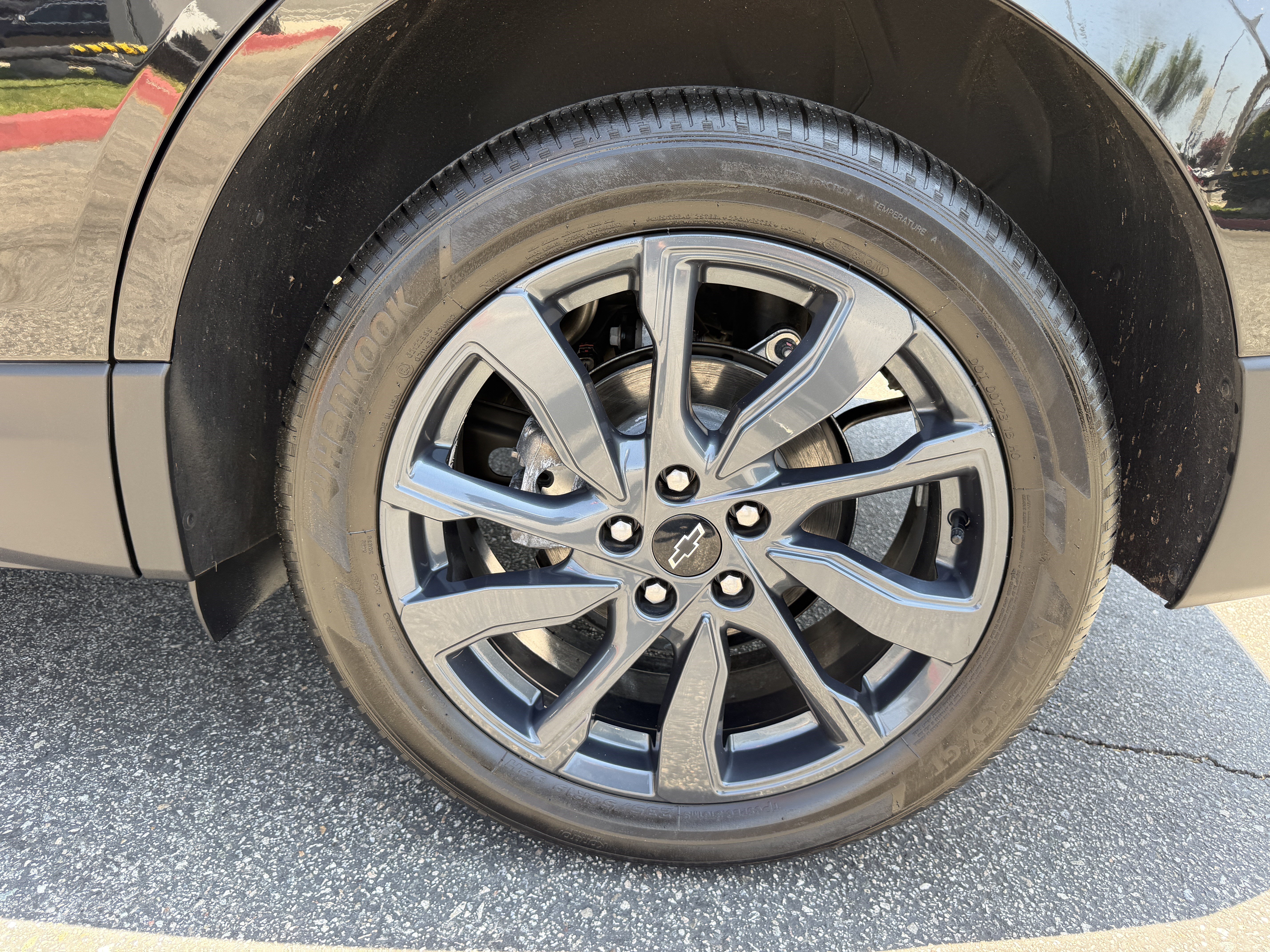 Used 2024 Chevrolet Equinox RS FWD image 11