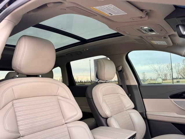 Used 2024 Lincoln Nautilus Reserve w/ Equipment Group 203A AWD/4WD image 25