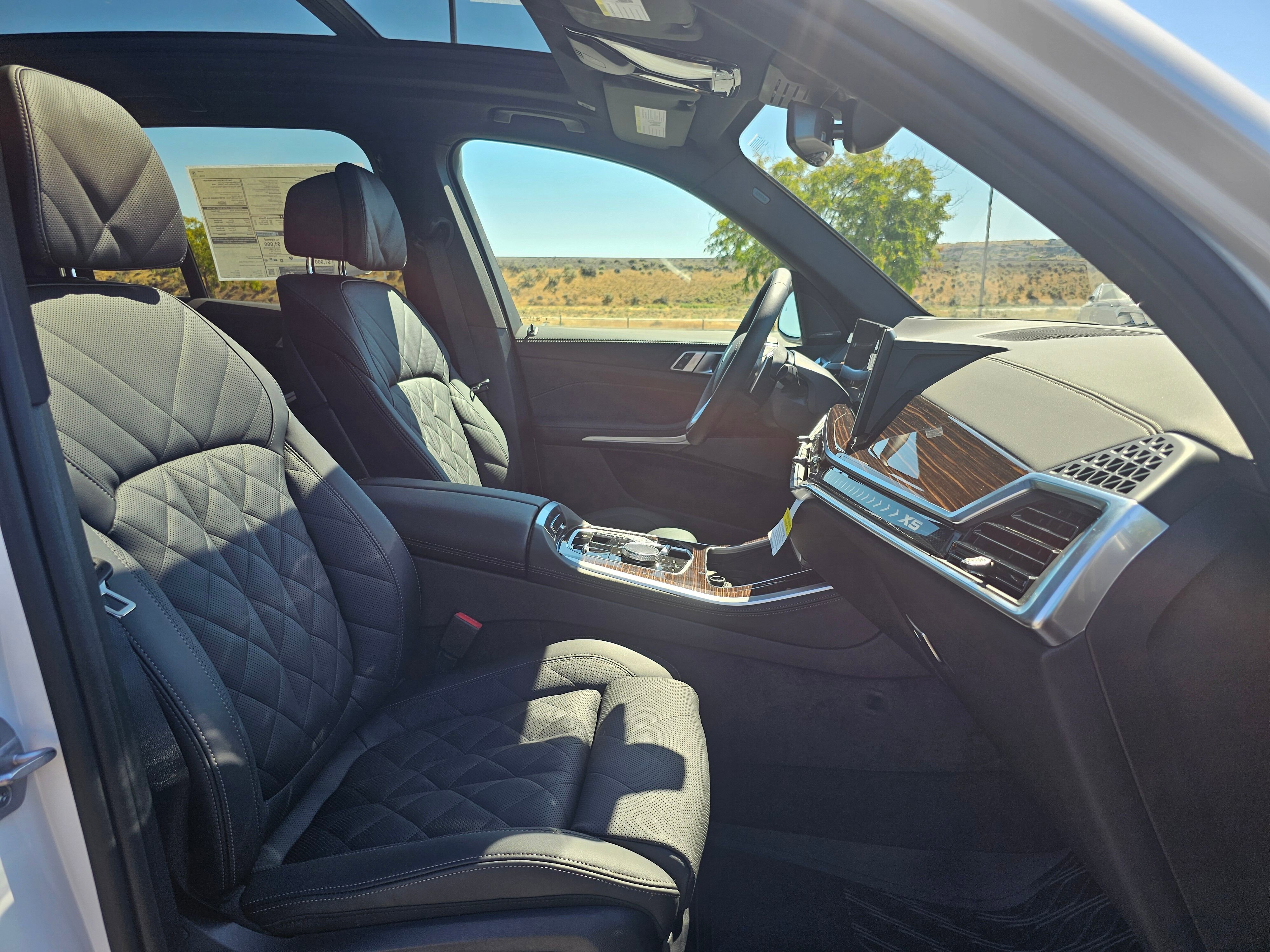 New 2026 BMW X5 xDrive50e image 15
