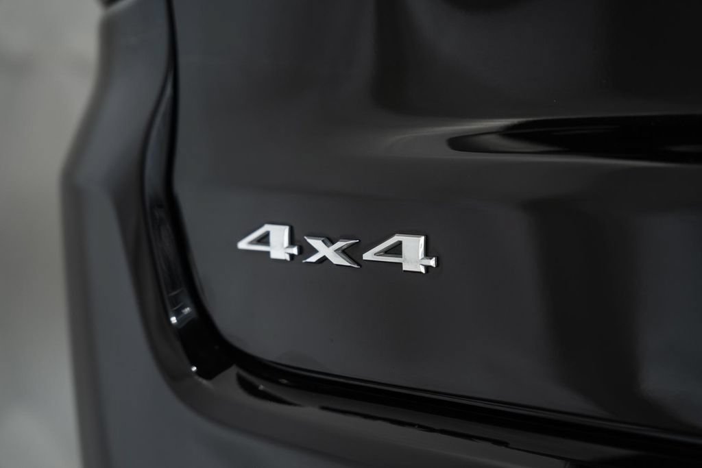Certified 2022 Jeep Compass Latitude AWD/4WD image 8