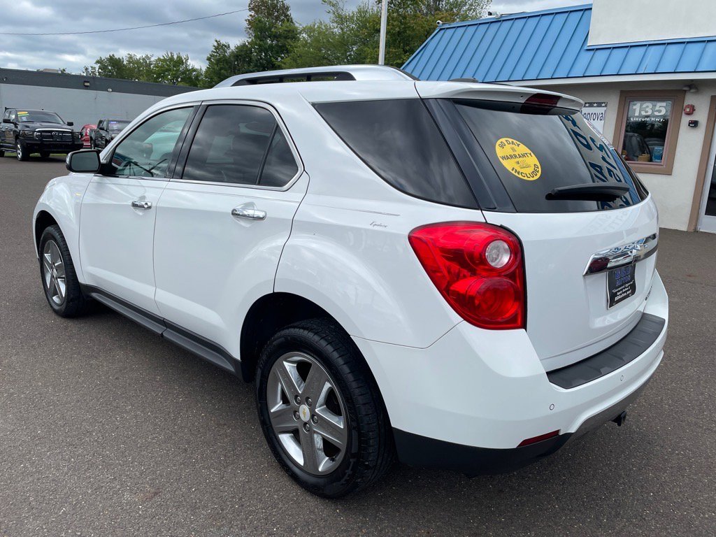 Used 2015 Chevrolet Equinox LTZ image 2