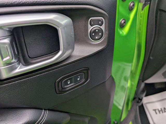 Used 2018 Jeep Wrangler Unlimited Sahara w/ Dual Top Group image 14