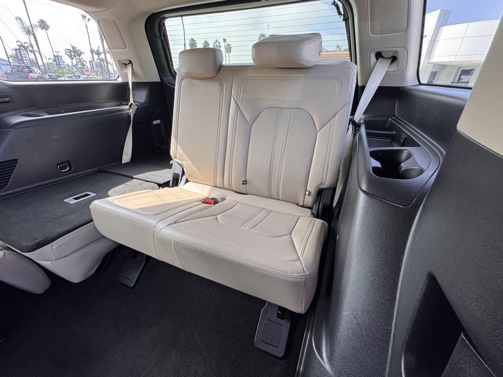 Used 2022 Ford Expedition Limited image 32