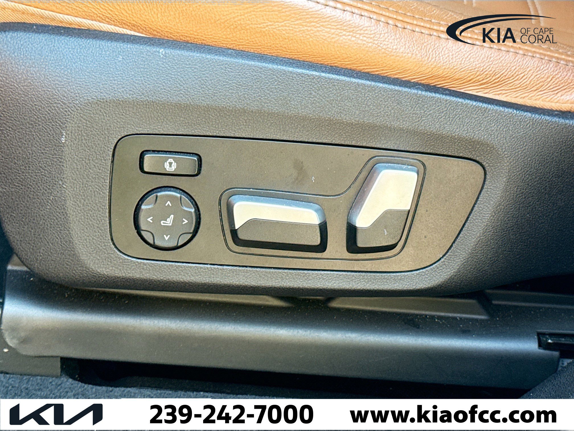 Used 2021 BMW X3 M40i w/ Executive Package image 24