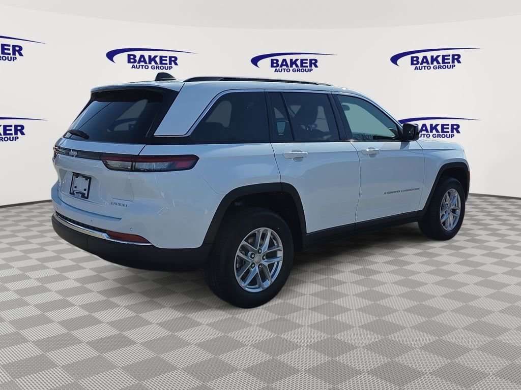 New 2026 Jeep Grand Cherokee Laredo X image 3