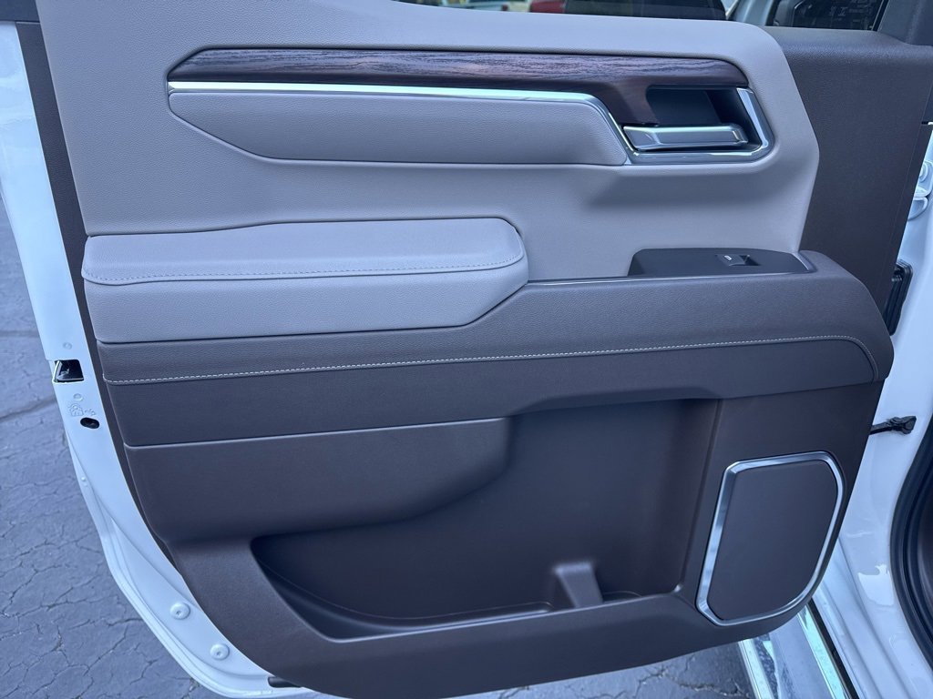 New 2026 GMC Sierra 1500 SLT w/ SLT Premium Plus Package image 10