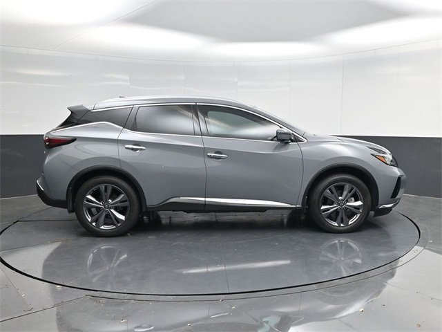 Used 2024 Nissan Murano Platinum w/ Cargo Package image 2