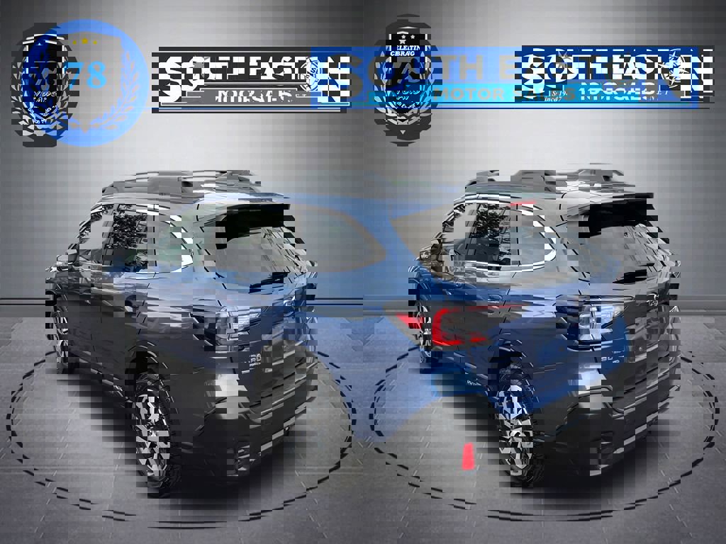 Used 2020 Subaru Outback Premium image 5