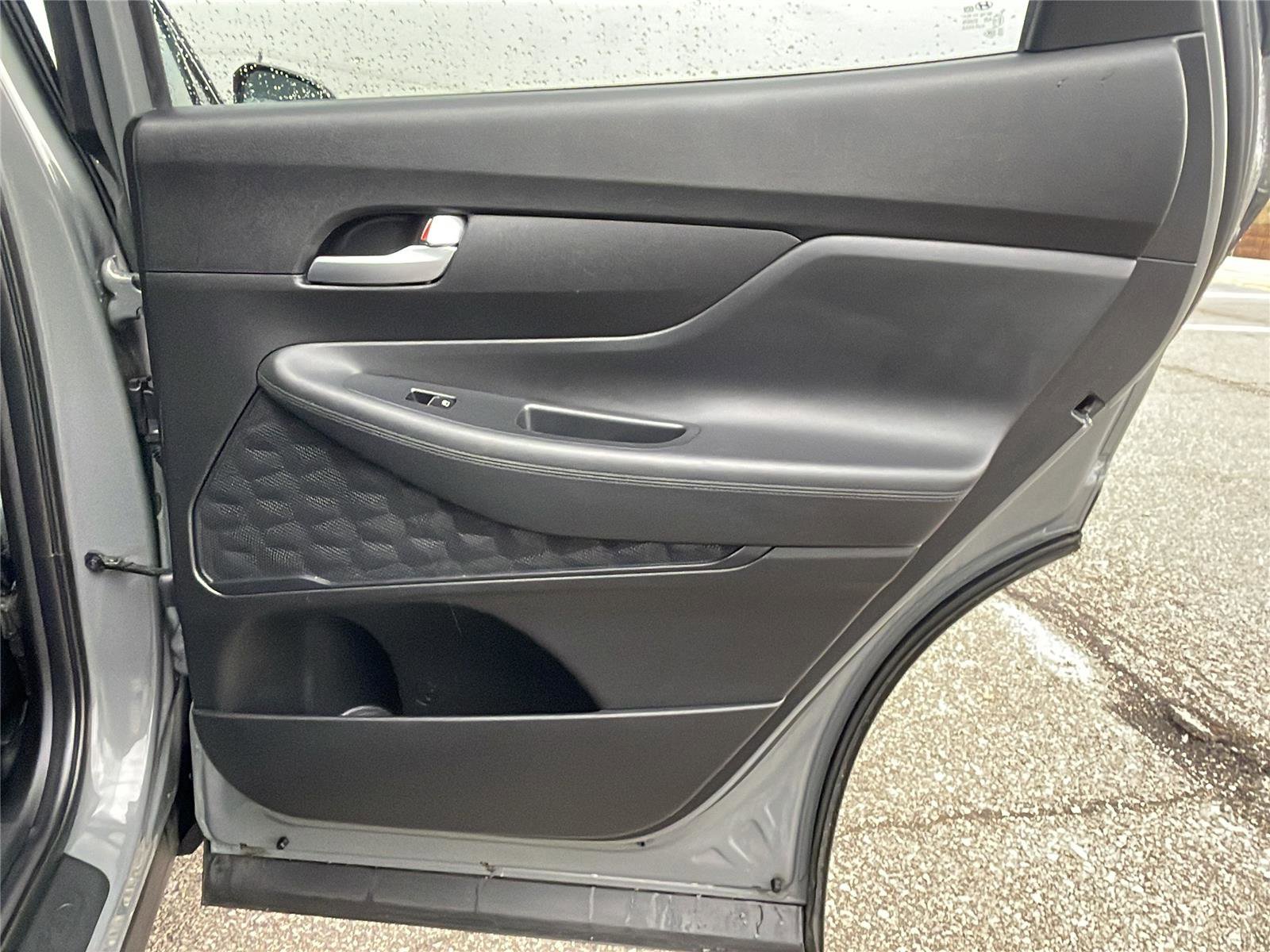 Used 2023 Hyundai Santa Fe SEL image 15