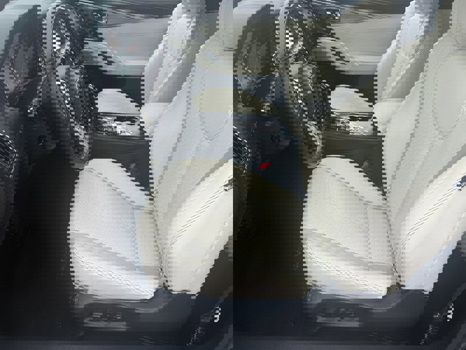 Used 2018 INFINITI Q60 3.0t Luxe w/ Sensory Package 3.0T Luxe image 20