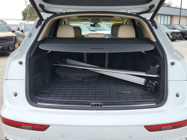 Used 2020 Audi Q5 e Premium Plus image 19