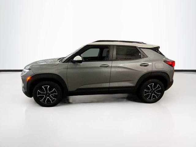 Used 2024 Chevrolet TrailBlazer ACTIV w/ Convenience Package image 9