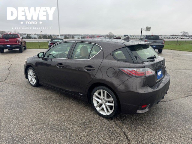 Used 2016 Lexus CT 200h w/ Navigation Package image 6