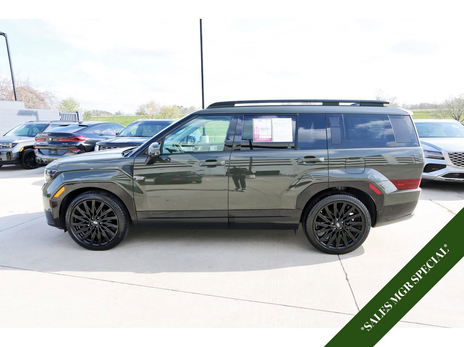 Used 2024 Hyundai Santa Fe Calligraphy image 5