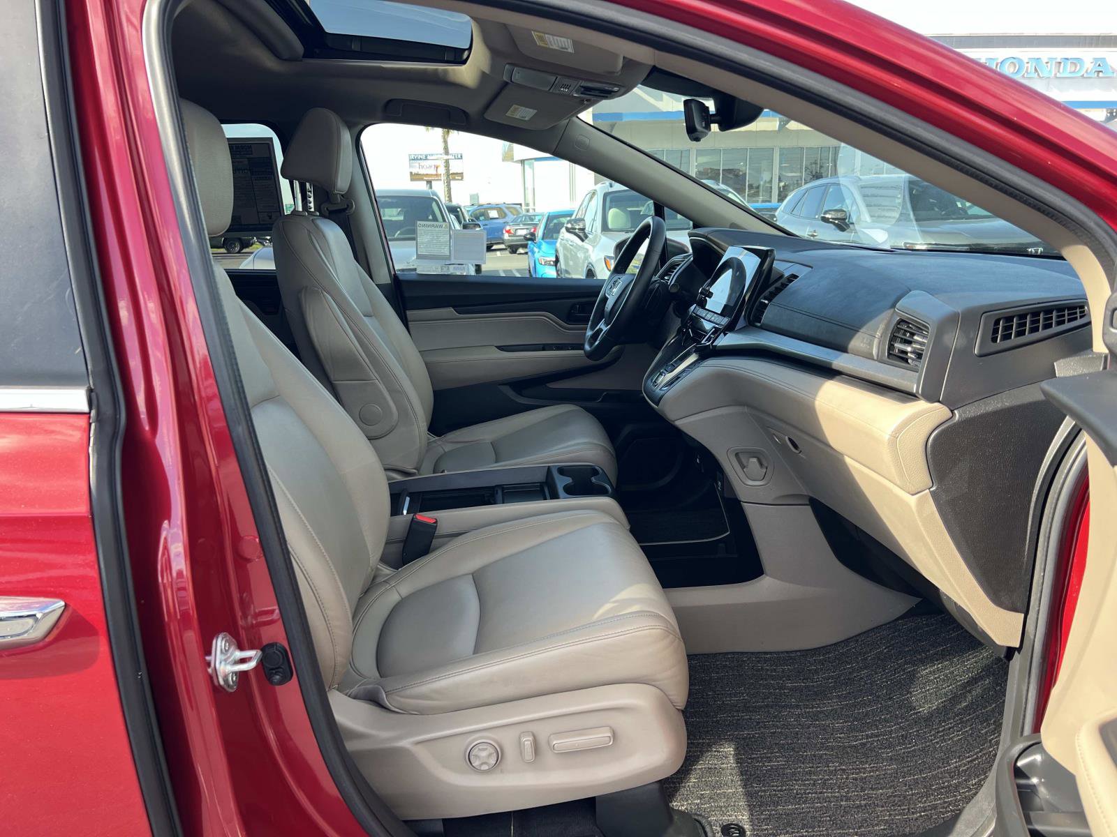 Used 2023 Honda Odyssey EX-L image 31