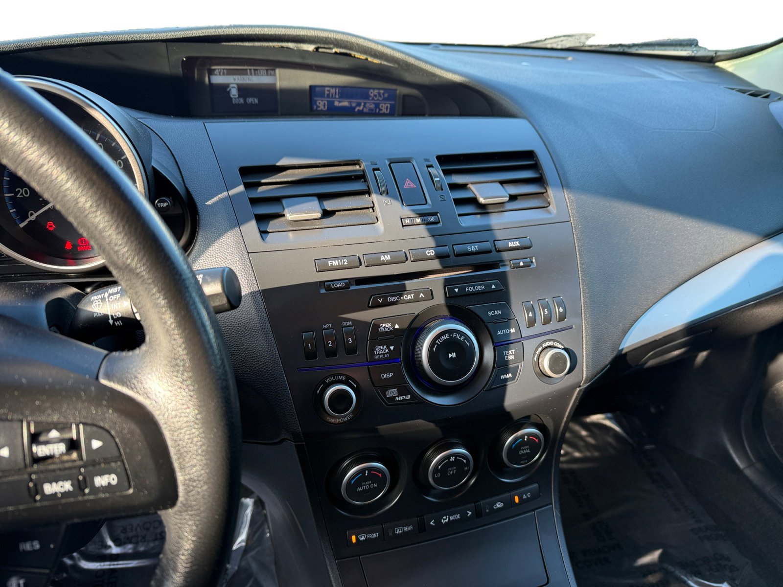 Used 2013 MAZDA MAZDA3 i Touring image 12